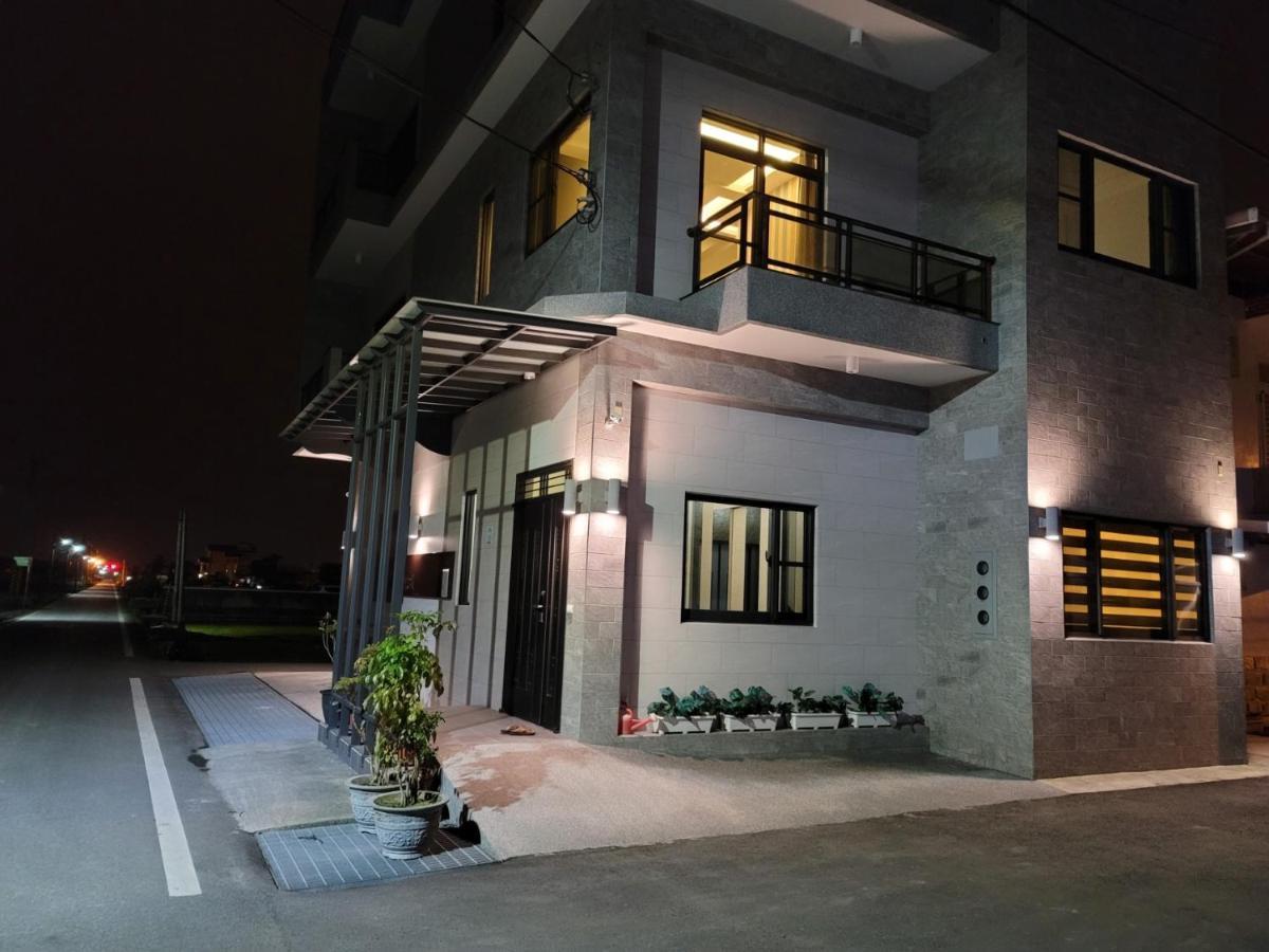 渡小夜電梯民宿 Yilannight B&B Wujie Zewnętrze zdjęcie