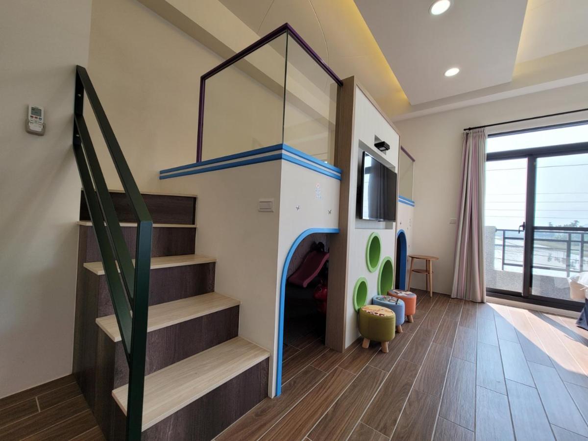 渡小夜電梯民宿 Yilannight B&B Wujie Zewnętrze zdjęcie